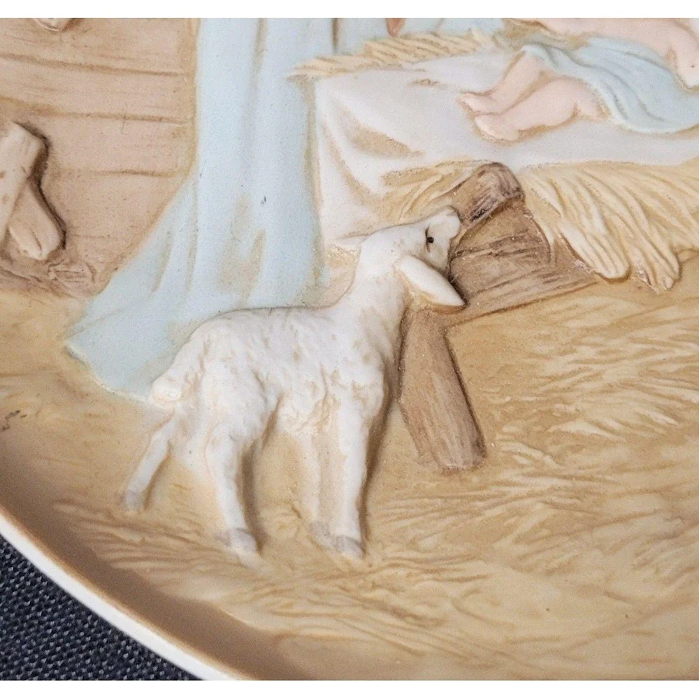 Homco Nativity Scene Plate #5102 3D Raised Nativity Scene w/ Jesus Mary Joseph